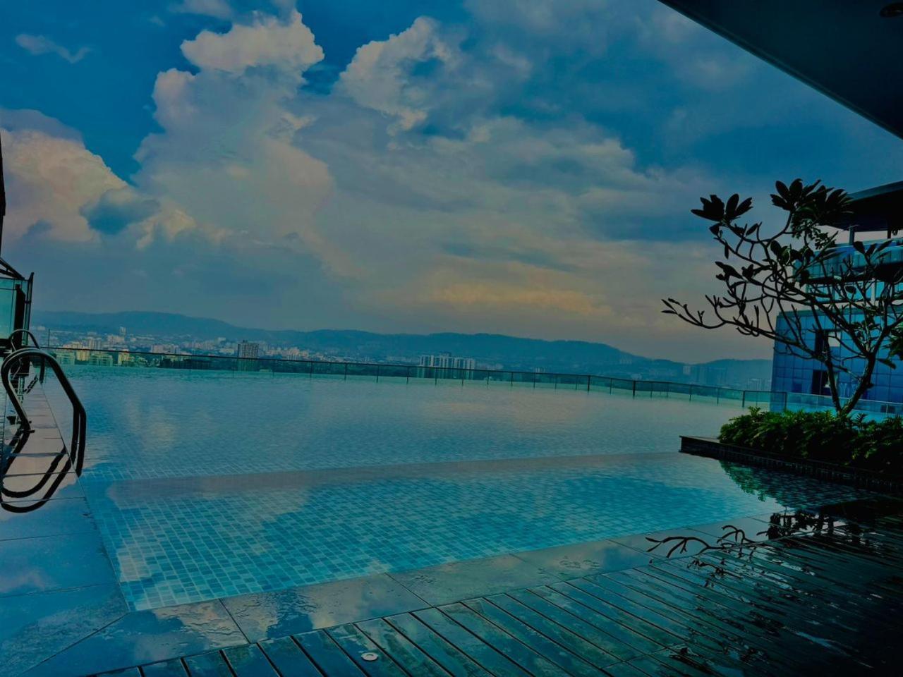 Crown Suites The Manor Klcc Kuala Lumpur City Center Eksteriør bilde